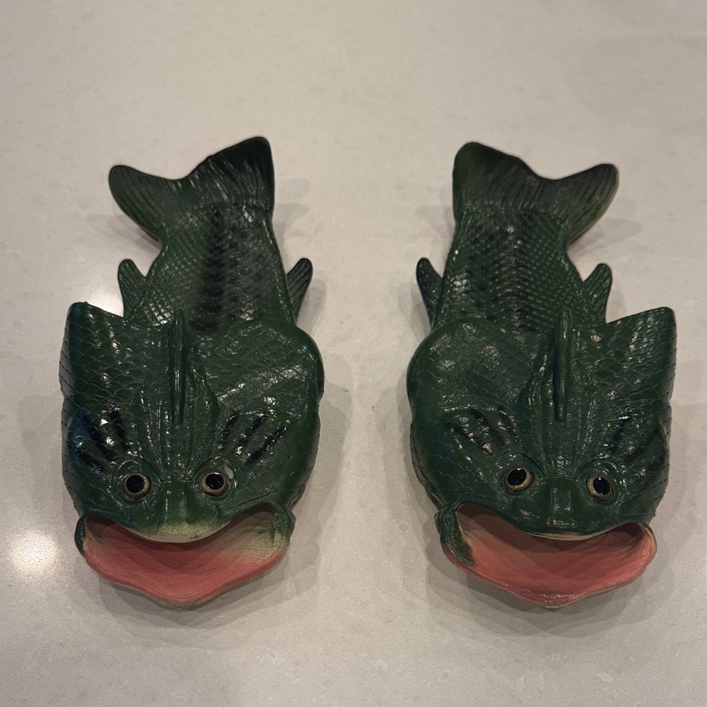 Men's Green Fish Design Sandals